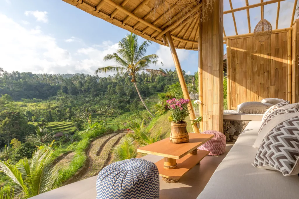 Airbnb Villa CAMAYA SUBOYA 3 - earn airline miles on Airbnb