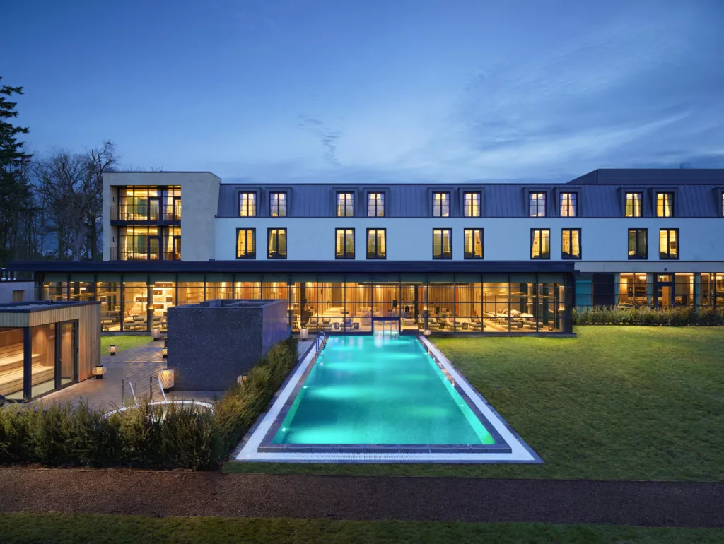 SCHLOSS Roxburghe Hotel Spa & Outdoor Infinity Pool
