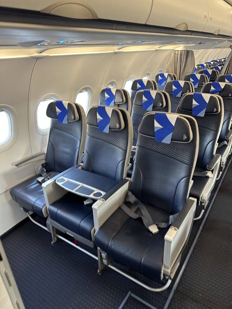 Aegean A320 business class