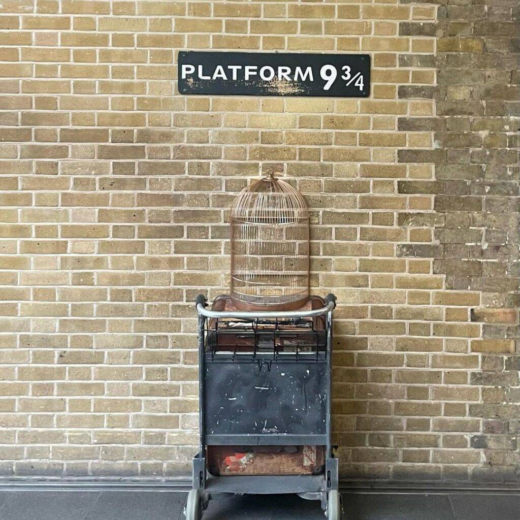 Platform 9 at Kings Cross Station 1 - best photo spots in London