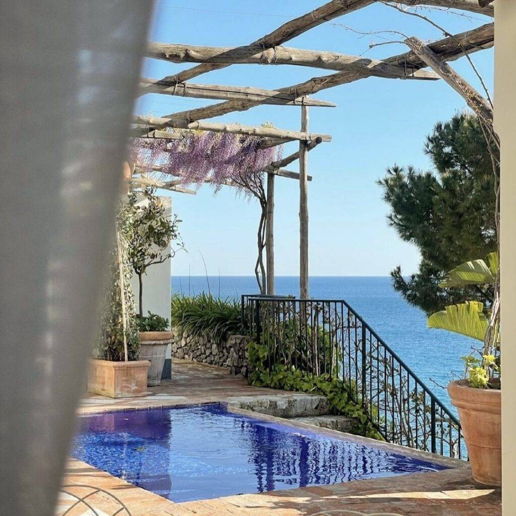 Best hotel pools on the Amalfi Coast - Villa Treville
