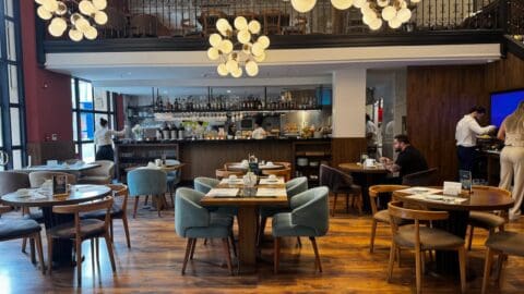 How Does Hilton's Elite Food & Beverage Credit Work? - Travel Spill